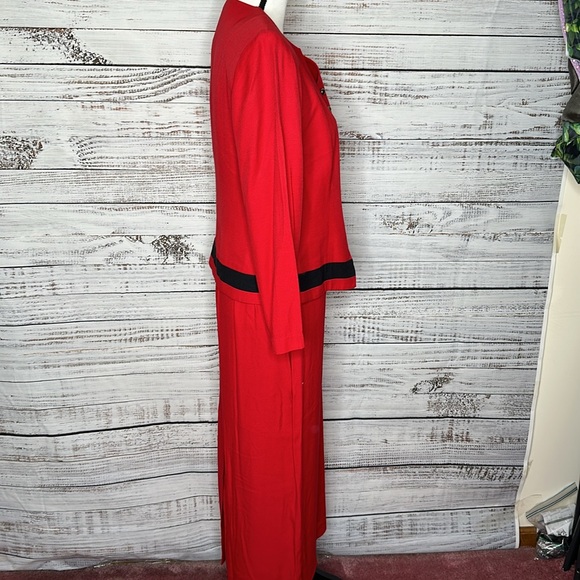 Women's 2 piece skirt suit by Lois snyder Dani Max size 8 - Picture 2 of 7